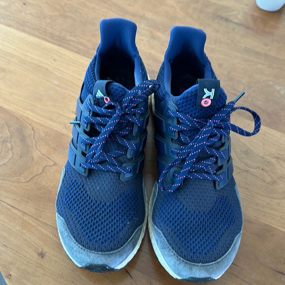 ADIDAS BOOST